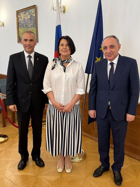 Kamran Əliyevin rəhbərlik etdiyi nümayəndə heyəti Slovakiyaya işgüzar səfər edib