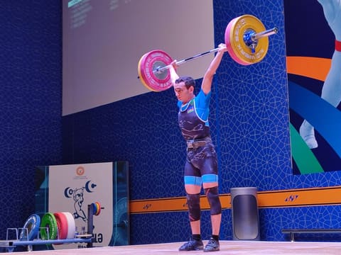 Məktəblilərin Respublika İdman Olimpiadasında yarışların üçüncü günü başa çatıb - FOTOLAR