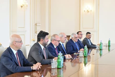 İlham Əliyev Türkiyə Böyük Millət Məclisi sədrinin rəhbərlik etdiyi nümayəndə heyətini qəbul edib