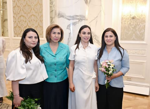“Qızların təhsilinə dəstək” layihəsinin II Məzun Günü keçirilib
