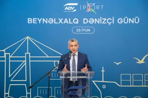 Bakı Dəniz Vağzalında Azərbaycan dənizçilərinin peşə bayramı münasibətilə tədbir keçirilib