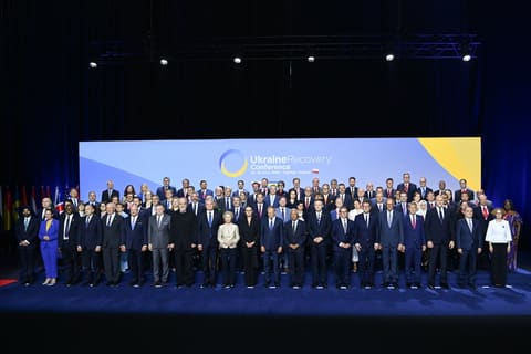 Ceyhun Bayramov Polşada Ukraynanın Bərpası Konfransında iştirak edib