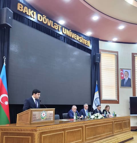 Vəkillər Kollegiyası rəhbərinin sədrliyi ilə BDU-da magistrantların dissertasiyası müdafiə olunub
