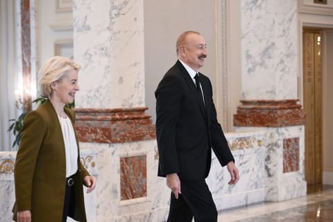 İlham Əliyevin Avropa Komissiyasının Prezidenti ilə təkbətək görüşü olub