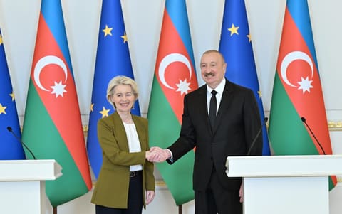 İlham Əliyev və Avropa Komissiyasının Prezidenti mətbuata bəyanatlarla çıxış ediblər - YENİLƏNİB
