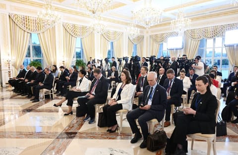 İlham Əliyev və Avropa Komissiyasının Prezidenti mətbuata bəyanatlarla çıxış ediblər - YENİLƏNİB