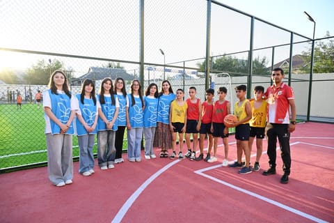 Yevlaxda abadlaşdırılmış məhəllə Leyla Əliyevanın iştirakı ilə sakinlərin istifadəsinə verilib