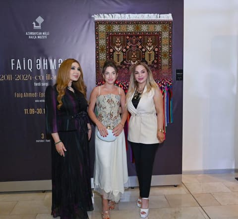 Azərbaycan Milli Xalça Muzeyində “Zamanın naxışları” moda nümayişi təşkil olunub