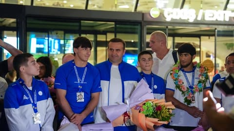 Avropa çempionatında 10 medal qazanan Azərbaycan cüdoçuları Vətənə qayıdıb