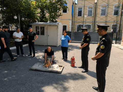 FHN silsilə maarifləndirmə tədbirləri keçirib - Fotolar