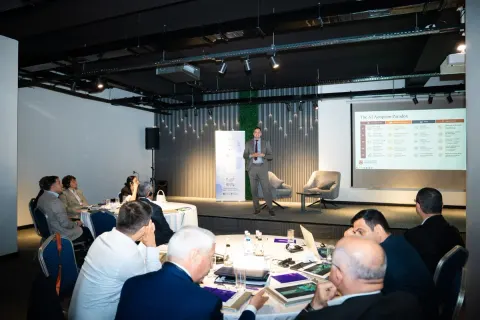 Yeni nəsil dövlət idarəçiləri qabaqcıl süni intellekt həllərini öyrənirlər - Fotolar