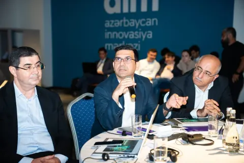 Yeni nəsil dövlət idarəçiləri qabaqcıl süni intellekt həllərini öyrənirlər - Fotolar