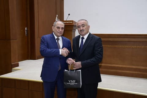 Yeni Azərbaycan Partiyasının İdarə Heyətinin iclası keçirilib