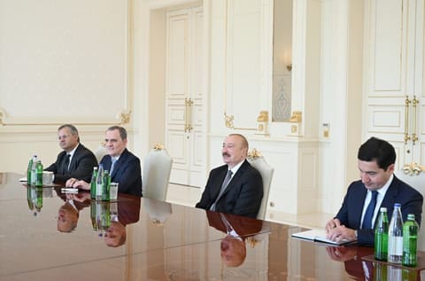 İlham Əliyev ABŞ Senatının Xarici Əlaqələr Komitəsinin üzvünü qəbul edib