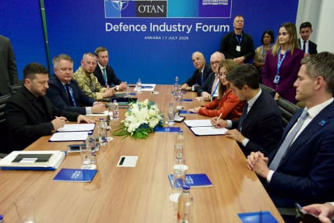 Ukrayna və Niderland "Drone Deal" sazişi imzalayıblar