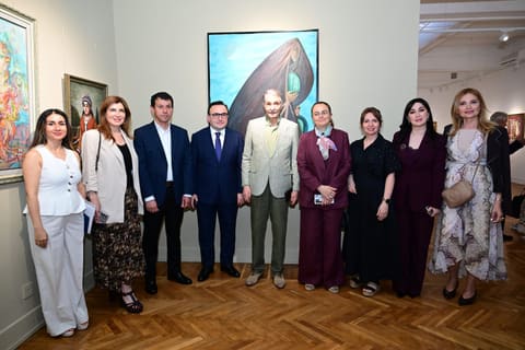 bp və tərəfdaşları yeni sərgi zalları və “Azərbaycan təsviri sənətinin inciləri. Qızıl kolleksiya”nı təqdim etdi