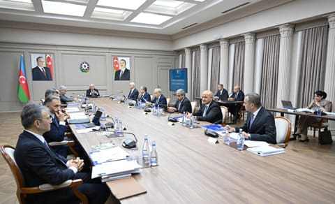 İqtisadi Şuranın iclası keçirilib