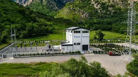 İlham Əliyev Laçında Hoçaz çayının üzərindəki su elektrik stansiyalarının açılışında iştirak edib