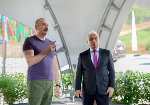 İlham Əliyev Laçında Hoçaz çayının üzərindəki su elektrik stansiyalarının açılışında iştirak edib