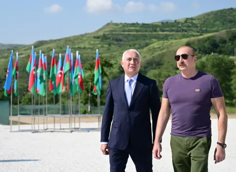 İlham Əliyev Laçında Hoçaz çayının üzərindəki su elektrik stansiyalarının açılışında iştirak edib