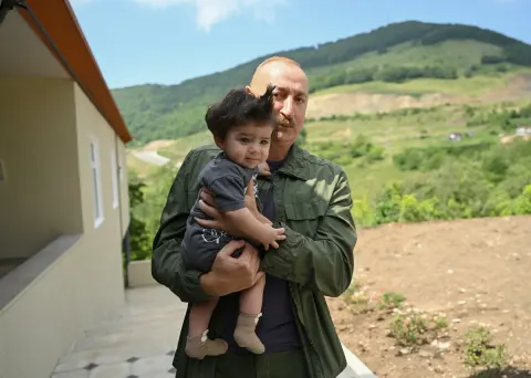 İlham Əliyev Şuşanın Kiçik Qaladərəsi kəndində görülən işlərlə tanış olub və kəndə qayıdan sakinlərlə görüşüb - YENİLƏNİB