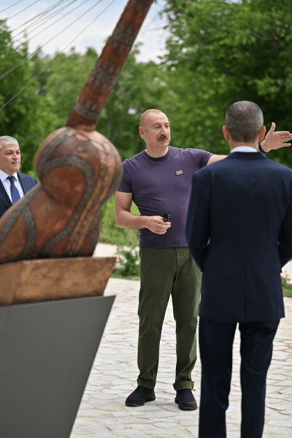 İlham Əliyev Şuşada "Sadıqcanın evi"nin bərpadan sonra açılışında iştirak edib