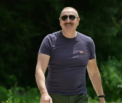İlham Əliyev Şuşada "Yasəmən" hotelinin yeni korpusları ilə tanış olub