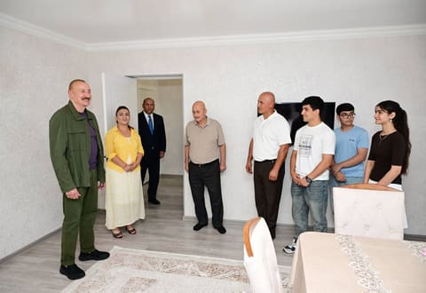 İlham Əliyev Xocavənd rayonunun Quzeyxırman kəndində olub - YENİLƏNİB