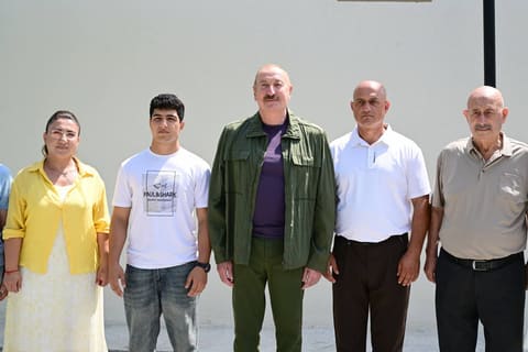 İlham Əliyev Xocavənd rayonunun Quzeyxırman kəndində olub - YENİLƏNİB