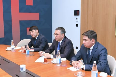 Qazaxıstanda Azərbaycan telekanallarının, ölkəmizdə isə Qazaxıstan telekanallarının yayımı ilə bağlı fikir mübadiləsi aparılıb