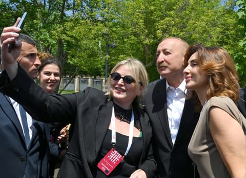 Prezident İlham Əliyev IV Şuşa Qlobal Media Forumunun açılışında iştirak edib - YENİLƏNİB 3