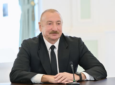 İlham Əliyevin Şuşada Slovakiya Prezidenti ilə geniş tərkibdə görüşü olub - YENİLƏNİB