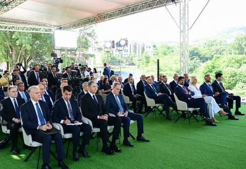 Azərbaycan və Slovakiya prezidentləri mətbuata bəyanatlarla çıxış ediblər - YENİLƏNİB 2