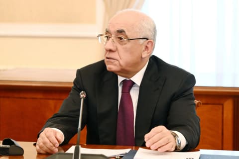 Əli Əsədov Slovakiya Prezidenti ilə görüşüb