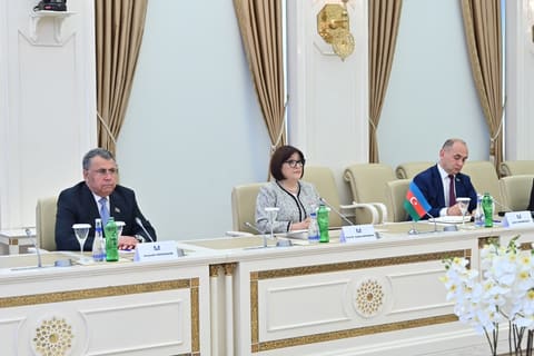 Sahibə Qafarova Fələstinin Baş naziri ilə görüşüb