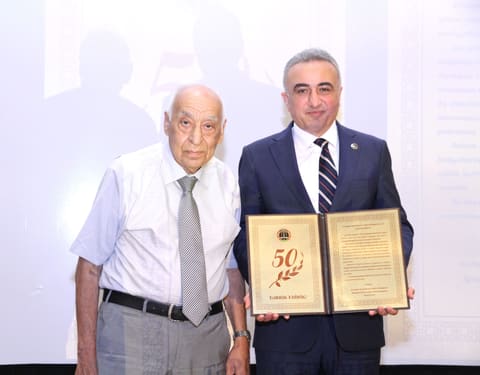 Bakıda vəkillərin andiçmə mərasimi keçirilib