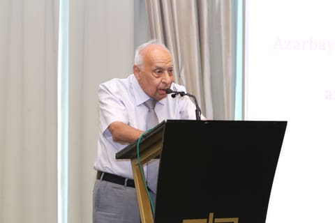 Bakıda vəkillərin andiçmə mərasimi keçirilib