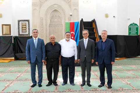 Komitə sədri "Pir Həsən" ziyarətgahını və Buzovna “Cümə” məscidini ziyarət edib