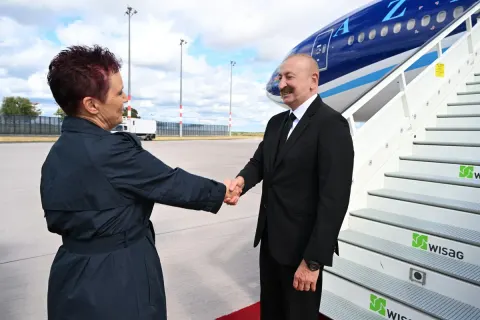 Prezident İlham Əliyev Almaniyaya rəsmi səfərə gəlib