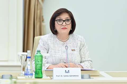 Sahibə Qafarova Çin Kommunist Partiyasının nümayəndə heyəti ilə görüşüb