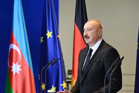  İlham Əliyev və Federal Kansler Fridrix Merts mətbuata bəyanatlarla çıxış ediblər - YENİLƏNİB