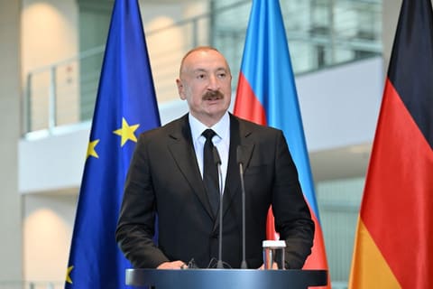  İlham Əliyev və Federal Kansler Fridrix Merts mətbuata bəyanatlarla çıxış ediblər - YENİLƏNİB
