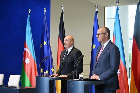  İlham Əliyev və Federal Kansler Fridrix Merts mətbuata bəyanatlarla çıxış ediblər - YENİLƏNİB