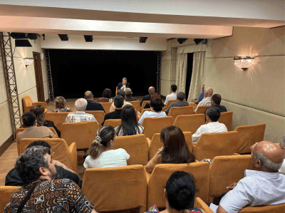 Musiqili Teatrda 116-cı mövsümün uğurla başa çatması münasibətilə kollektivlə görüş keçirilib