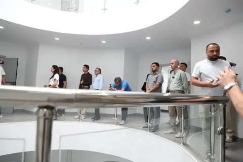 Azərbaycanlı jurnalistlər Qırğızıstana mətbuat turu çərçivəsində "Kabar" agentliyində olublar