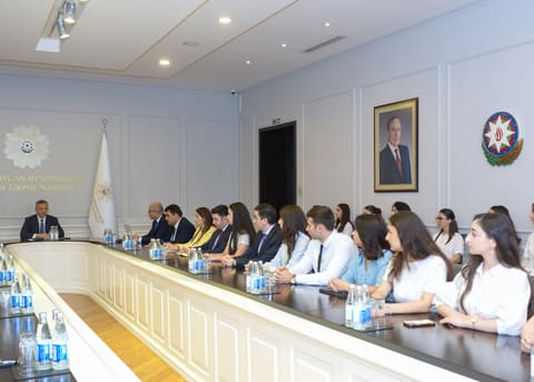 IV “Maarifçi” tələbə-məzun proqramının iştirakçıları ilə görüş keçirilib