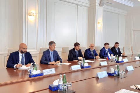 Azerbaijan, Russia discuss agricultural ties