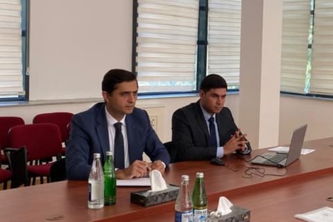 Fuad Sadıqov Xızıda vətəndaşlarla görüşüb, təsərrüfatlara baş çəkib