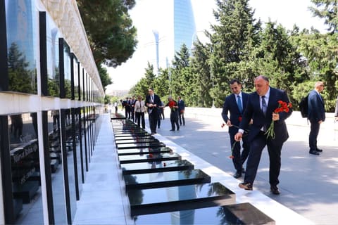 Georgia's Prosecutor General Visits Azerbaijan