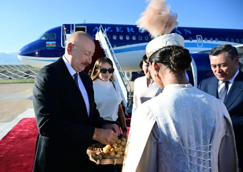 President Ilham Aliyev arrives in Kyrgyzstan for state visit